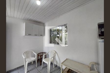 kitnet de casa para alugar com 1 quarto, 20m² em Vila Friburgo, São Paulo