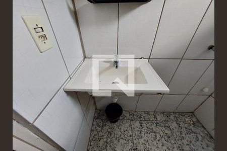 Casa para alugar com 20m², 1 quarto e sem vaga Casa para alugar com 20m², 1 quarto e sem vagaBanheiro