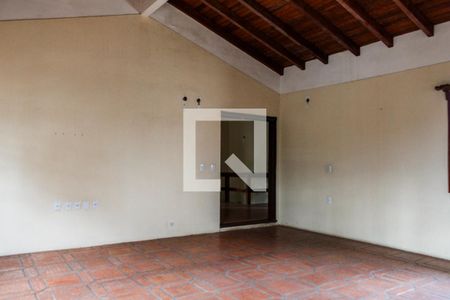 Casa à venda com 290m², 4 quartos e 4 vagasSala de TV