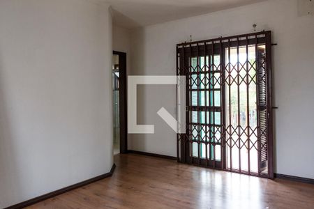 Casa à venda com 290m², 4 quartos e 4 vagasSuite 