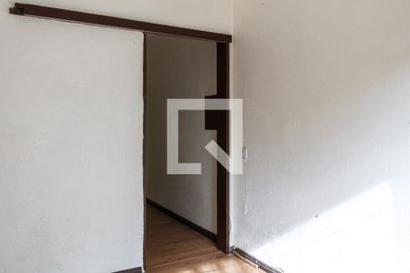 Casa à venda com 290m², 4 quartos e 4 vagasEscritório