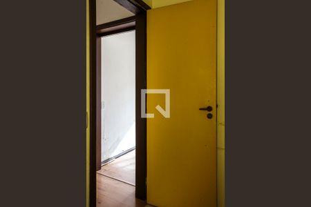 Casa à venda com 290m², 4 quartos e 4 vagasLavabo