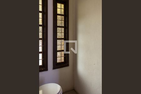 Lavabo de casa à venda com 4 quartos, 290m² em Ipanema, Porto Alegre