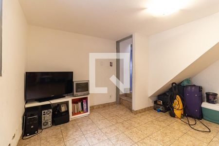 Casa à venda com 139m², 3 quartos e 2 vagasQuarto 3