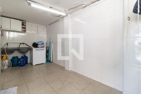 Casa à venda com 139m², 3 quartos e 2 vagasLavanderia