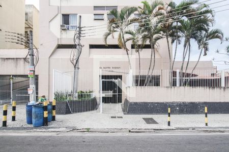 Apartamento para alugar com 78m², 2 quartos e 1 vaga Apartamento para alugar com 78m², 2 quartos e 1 vagaFachada