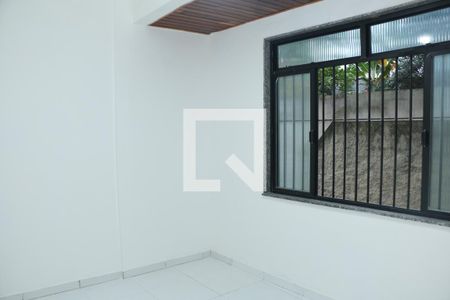 Quarto 2 de casa para alugar com 2 quartos, 60m² em Metrópole, Nova Iguaçu