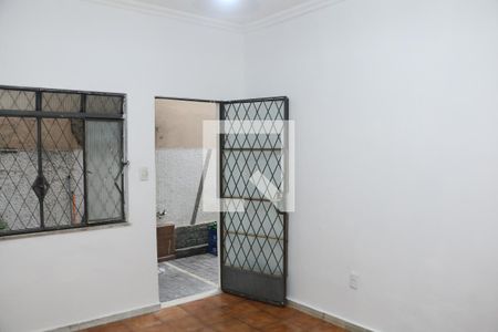 Sala de casa para alugar com 2 quartos, 60m² em Metrópole, Nova Iguaçu