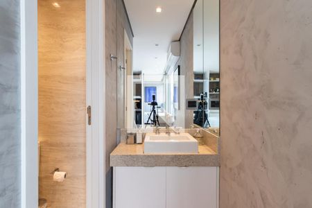 Apartamento para alugar com 30m², 1 quarto e 1 vaga Apartamento para alugar com 30m², 1 quarto e 1 vagaBanheiro