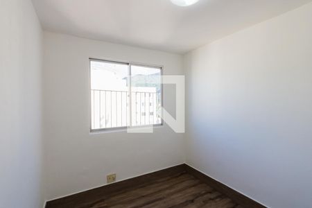 Quarto 1 de apartamento para alugar com 2 quartos, 50m² em Curicica, Rio de Janeiro