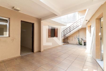 Casa à venda com 313m², 6 quartos e 7 vagasCasa 1 - Quintal
