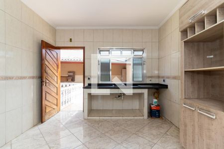 Casa à venda com 313m², 6 quartos e 7 vagasCasa 2 - Cozinha