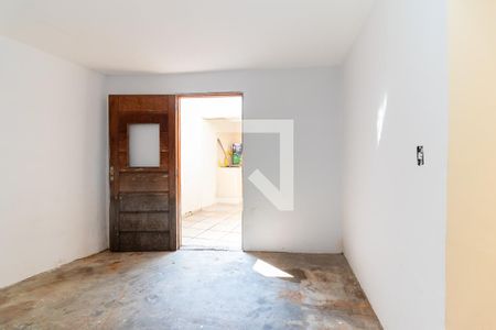 Casa à venda com 313m², 6 quartos e 7 vagasCasa 1 - Edícula