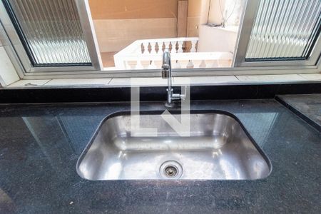 Casa à venda com 313m², 6 quartos e 7 vagasCasa 2 - Cozinha