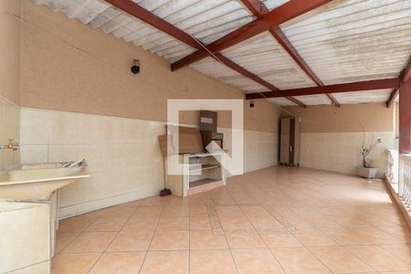 Casa à venda com 313m², 6 quartos e 7 vagasCasa 2 - Área de Serviço