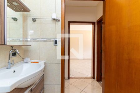 Casa à venda com 313m², 6 quartos e 7 vagasCasa 2 - Banheiro