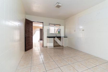 Casa à venda com 313m², 6 quartos e 7 vagasCasa 1 - Cozinha