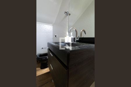 Casa à venda com 232m², 2 quartos e 3 vagasBanheiro 2