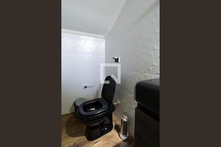 Casa à venda com 232m², 2 quartos e 3 vagasBanheiro 2