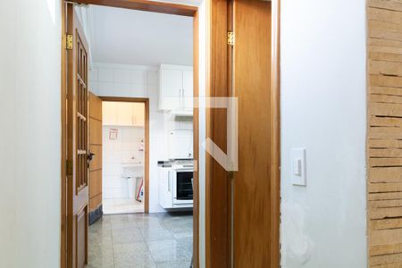 Sala de casa à venda com 2 quartos, 232m² em Vila Graciosa, São Paulo