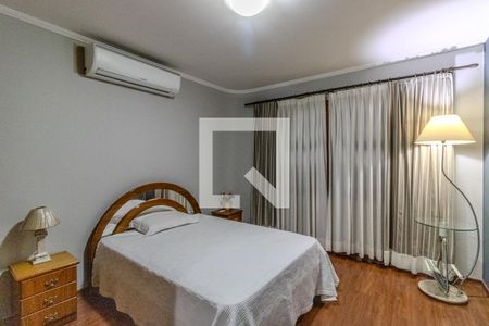 Casa à venda com 435m², 3 quartos e 3 vagas Casa à venda com 435m², 3 quartos e 3 vagasSuite 2