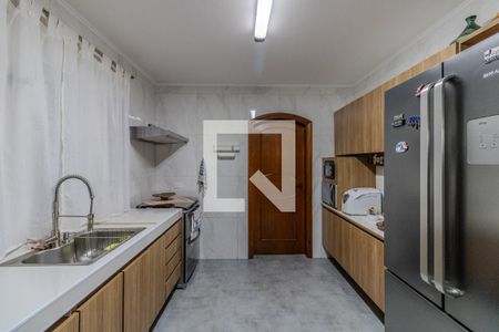 Casa à venda com 435m², 3 quartos e 3 vagas Casa à venda com 435m², 3 quartos e 3 vagasCozinha