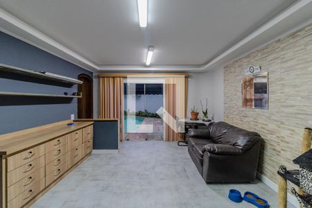 Casa à venda com 435m², 3 quartos e 3 vagas Casa à venda com 435m², 3 quartos e 3 vagasÁrea de Serviço