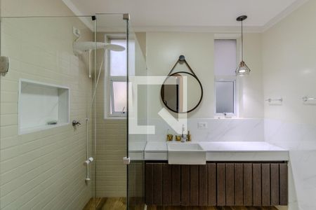 Casa à venda com 435m², 3 quartos e 3 vagas Casa à venda com 435m², 3 quartos e 3 vagasBanheiro da Suíte 3