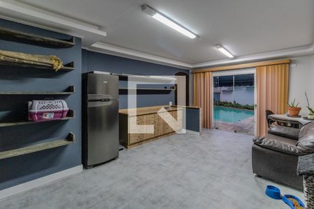 Casa à venda com 435m², 3 quartos e 3 vagas Casa à venda com 435m², 3 quartos e 3 vagasÁrea de Serviço