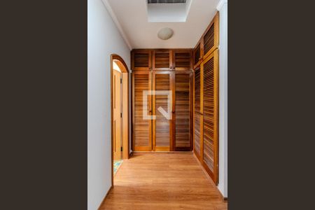 Casa à venda com 435m², 3 quartos e 3 vagas Casa à venda com 435m², 3 quartos e 3 vagasSuite 2