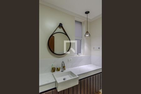 Casa à venda com 435m², 3 quartos e 3 vagas Casa à venda com 435m², 3 quartos e 3 vagasBanheiro da Suíte 3