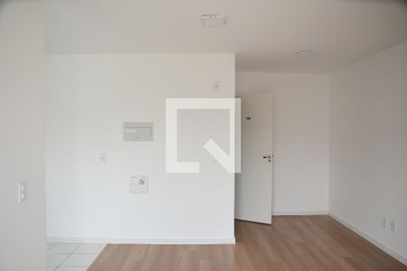 Sala de apartamento para alugar com 2 quartos, 50m² em Quinta dos Angicos, Cotia