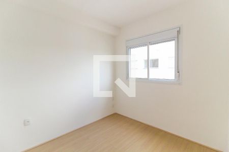 Quarto 2 de apartamento para alugar com 2 quartos, 36m² em Conjunto Residencial José Bonifácio, São Paulo