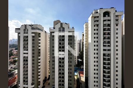 Vista de apartamento à venda com 2 quartos, 64m² em Cidade Monções, São Paulo