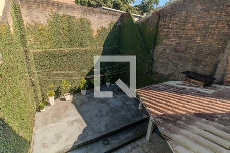 Casa à venda com 284m², 5 quartos e 2 vagas Casa à venda com 284m², 5 quartos e 2 vagasQuintal