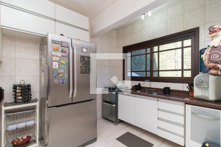 Casa à venda com 284m², 5 quartos e 2 vagas Casa à venda com 284m², 5 quartos e 2 vagasCozinha