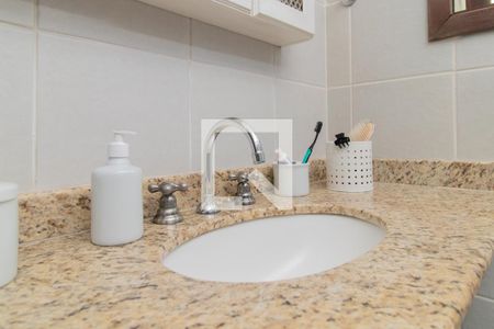 Casa à venda com 284m², 5 quartos e 2 vagas Casa à venda com 284m², 5 quartos e 2 vagasBanheiro da Suíte