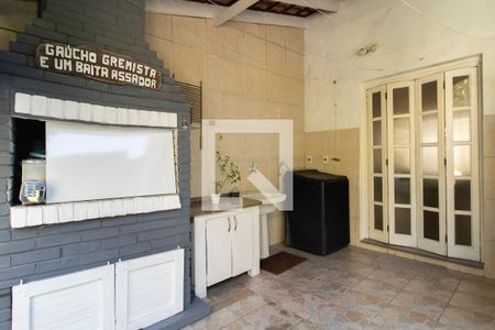 Casa à venda com 284m², 5 quartos e 2 vagas Casa à venda com 284m², 5 quartos e 2 vagasQuintal