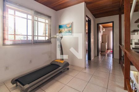 Casa à venda com 284m², 5 quartos e 2 vagas Casa à venda com 284m², 5 quartos e 2 vagasCorredor