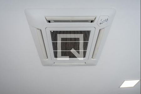 Ar condicionado de apartamento para alugar com 1 quarto, 75m² em Pompéia, Santos