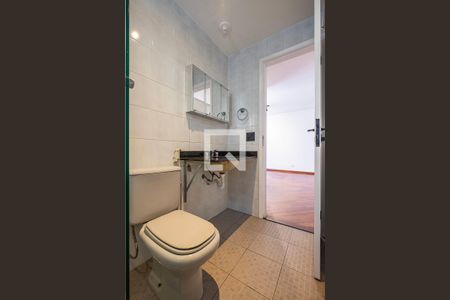 Apartamento para alugar com 76m², 2 quartos e 2 vagas Apartamento para alugar com 76m², 2 quartos e 2 vagasBanheiro