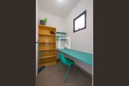 Apartamento para alugar com 76m², 2 quartos e 2 vagas Apartamento para alugar com 76m², 2 quartos e 2 vagasÁrea de Serviço - Quarto