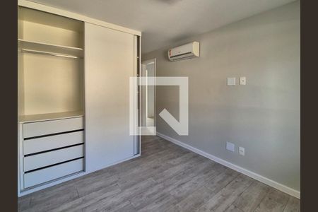 Casa de condomínio à venda com 350m², 4 quartos e 3 vagasQuarto 3