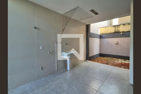 Casa de condomínio à venda com 350m², 4 quartos e 3 vagasÁrea de Serviço