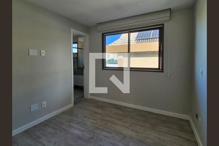 Casa de condomínio à venda com 350m², 4 quartos e 3 vagasQuarto 3