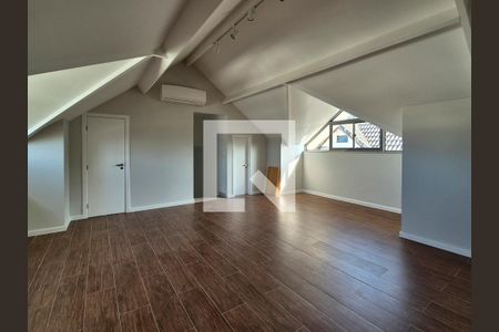 Casa de condomínio à venda com 350m², 4 quartos e 3 vagasEscritório