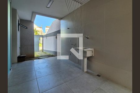 Casa de condomínio à venda com 350m², 4 quartos e 3 vagasÁrea de Serviço