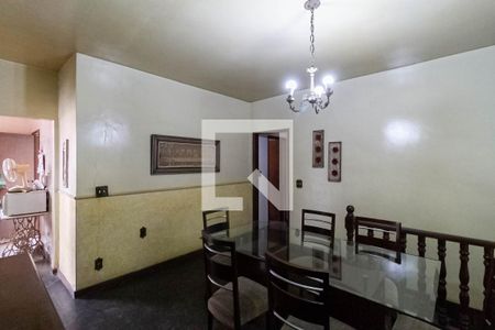 Sala 2 de casa à venda com 4 quartos, 180m² em Santa Terezinha, Belo Horizonte