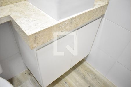 Apartamento para alugar com 50m², 2 quartos e 1 vagaBanheiro - Armário