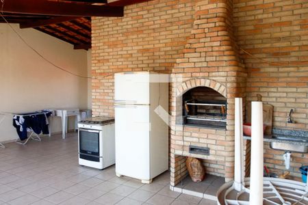 Casa à venda com 203m², 3 quartos e 2 vagasSacada